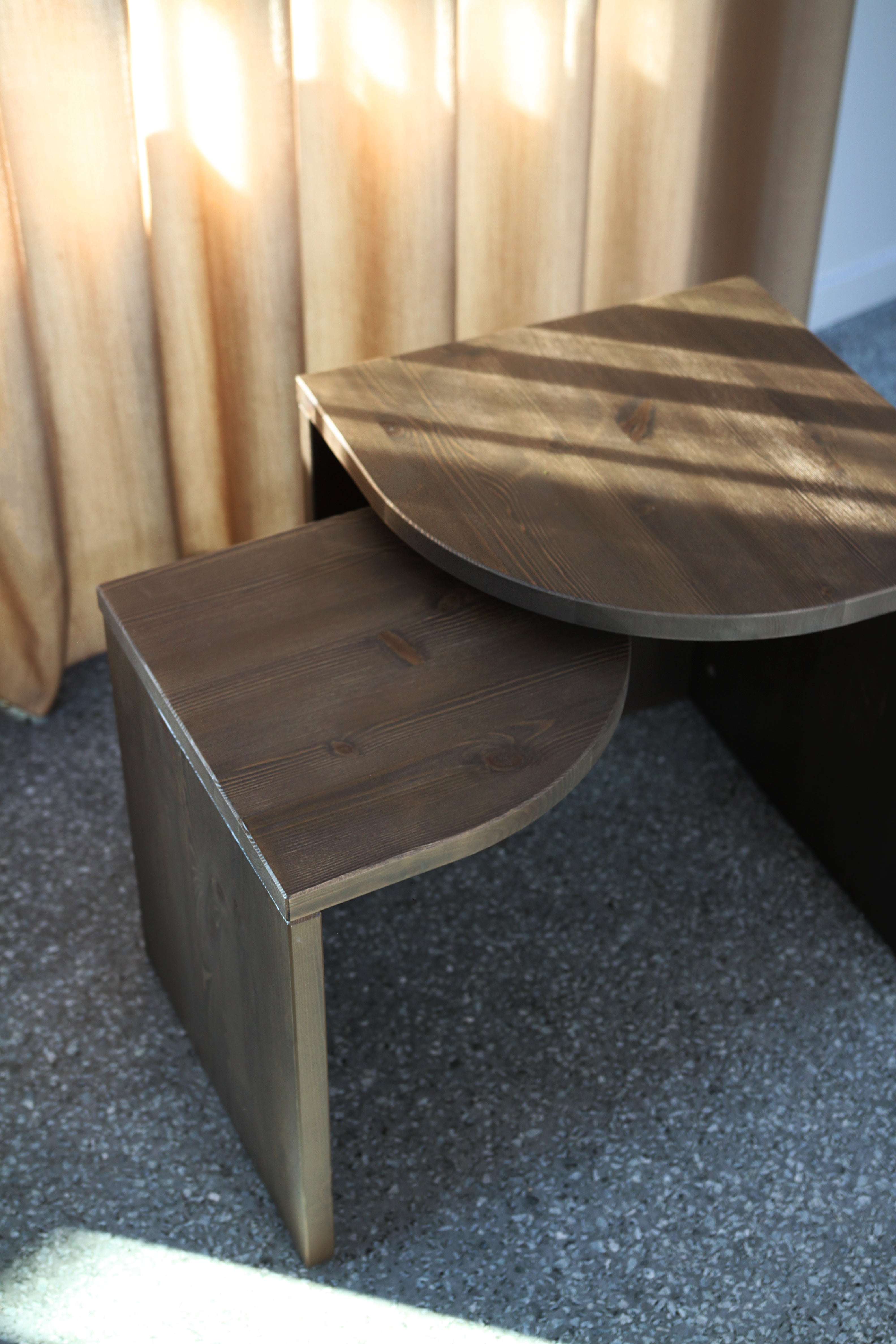 COMBINE SIDE TABLES SET CAROB BROWN