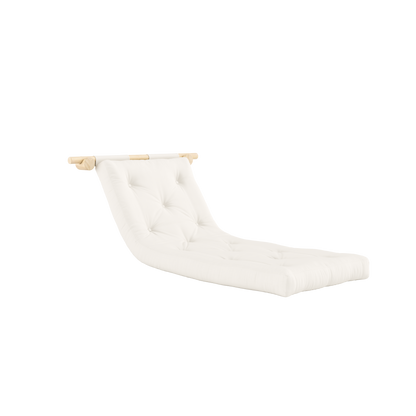 HOOKED SLEEPER CHAIR
