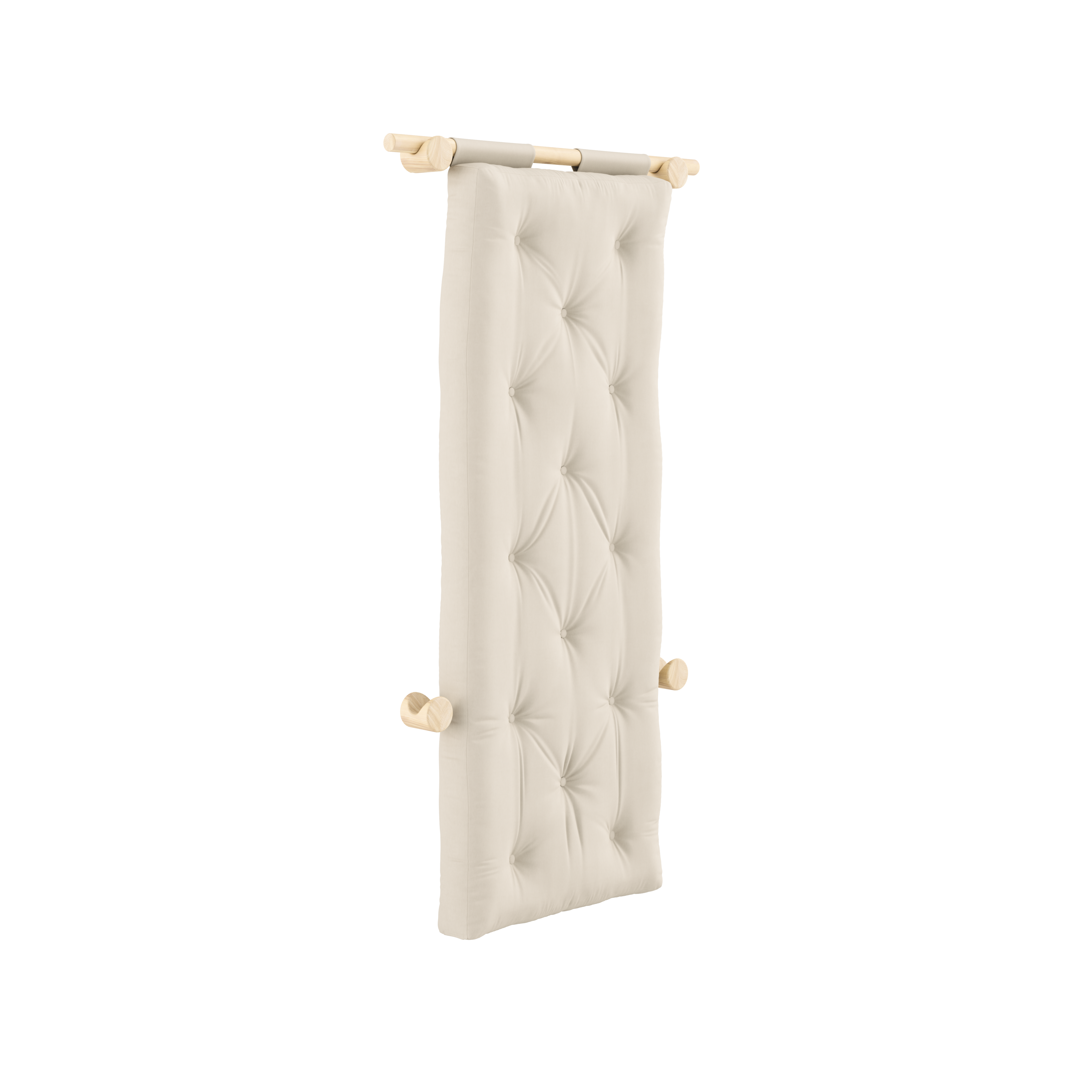 HOOKED SLEEPER CHAIR
