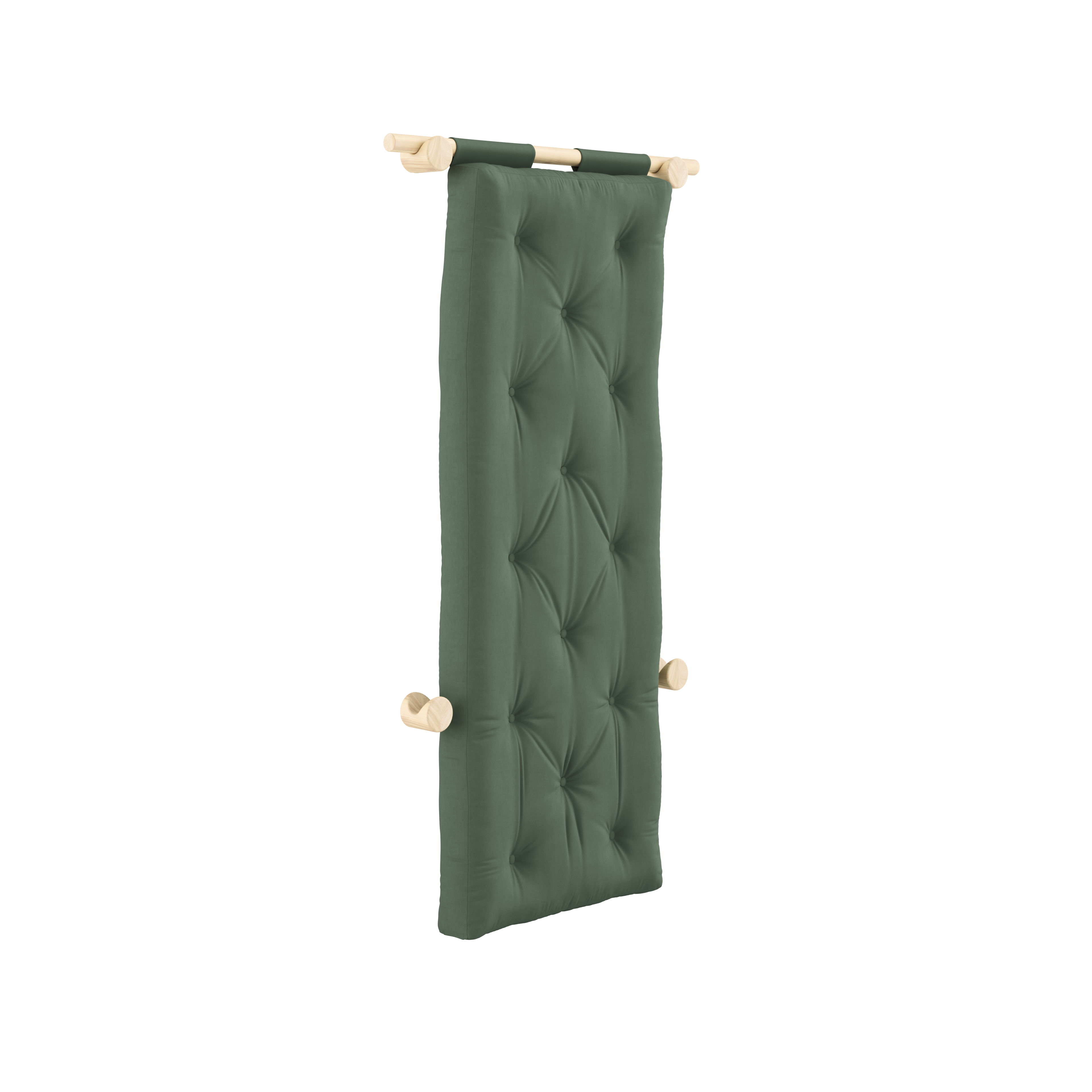 HOOKED SLEEPER CHAIR