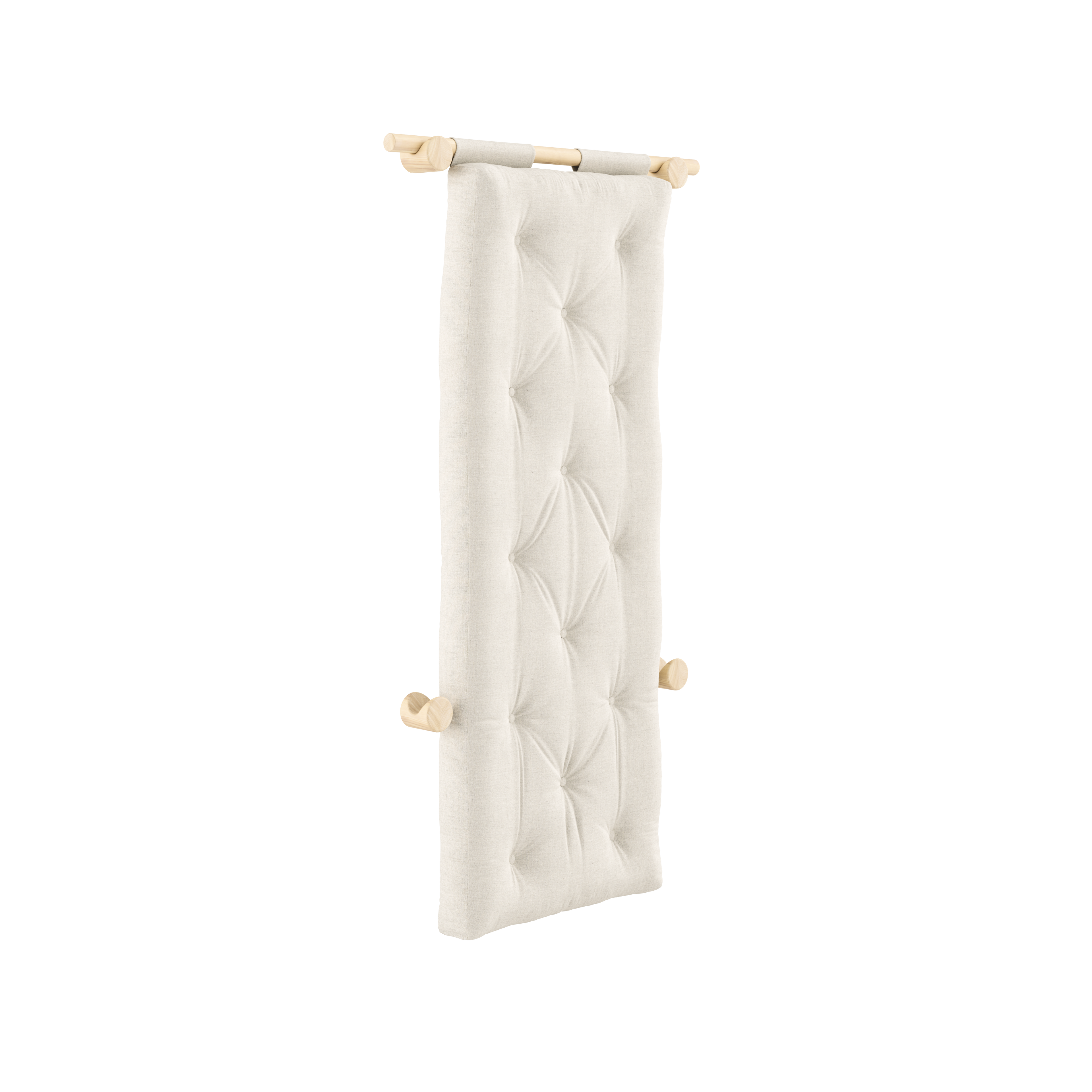 HOOKED SLEEPER CHAIR