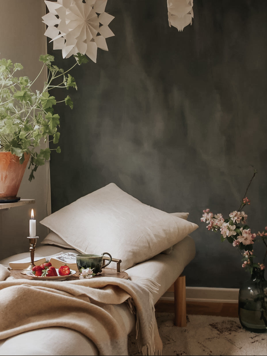 PACE DAYBED