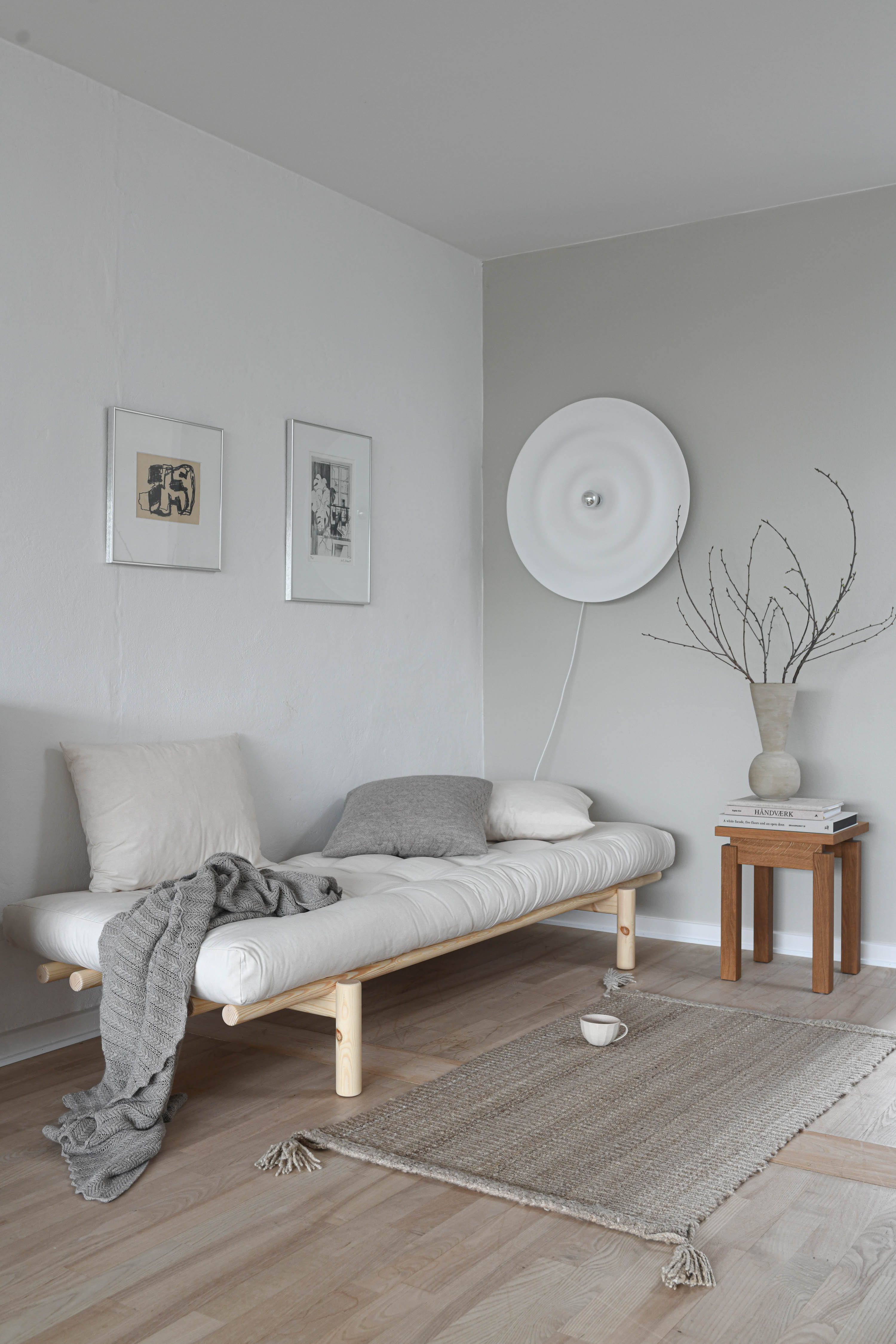 PACE DAYBED
