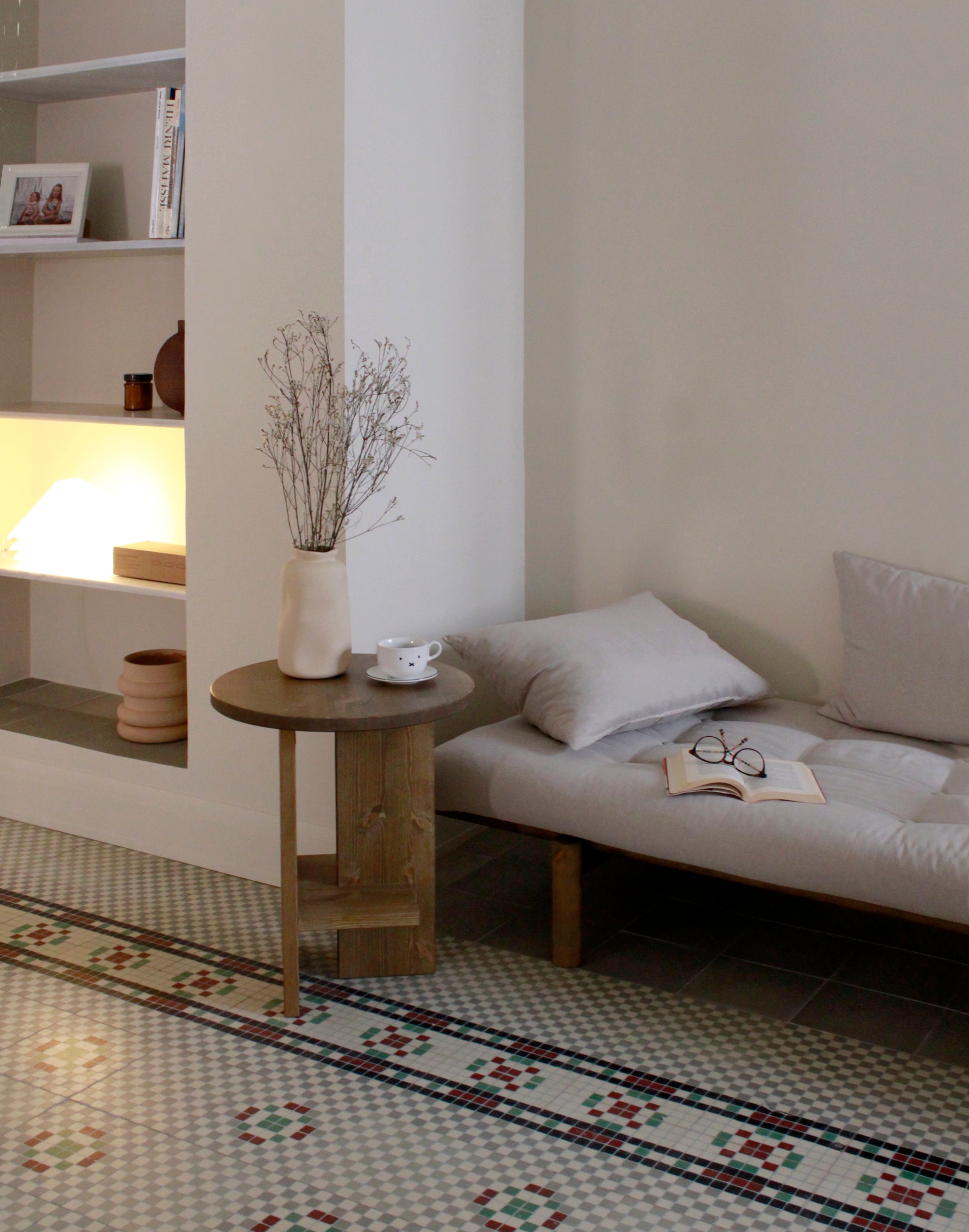 PACE DAYBED