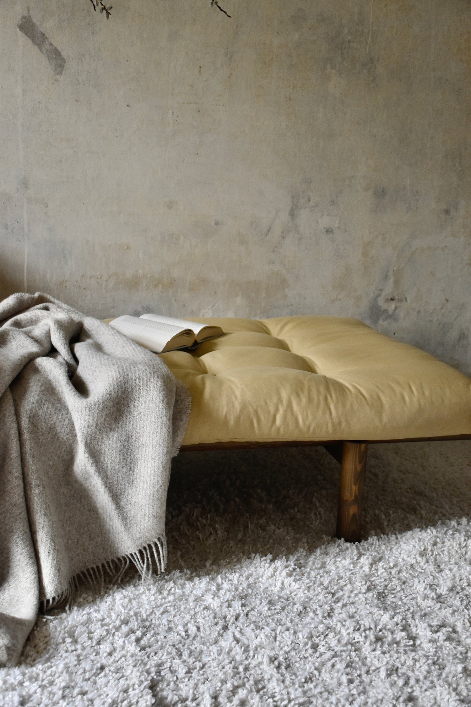 PACE DAYBED